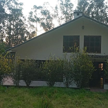 Quinta Los Eucaliptos Hotel Quito Buitenkant foto