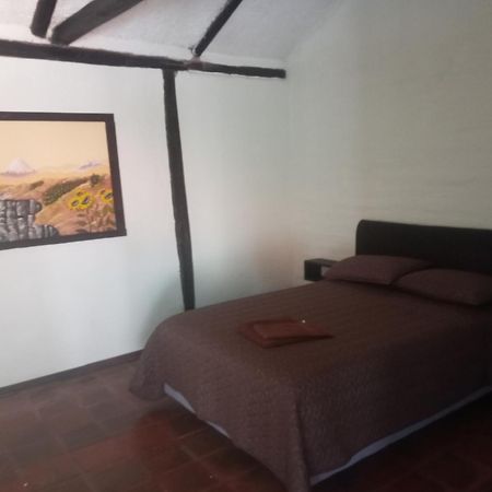 Quinta Los Eucaliptos Hotel Quito Buitenkant foto