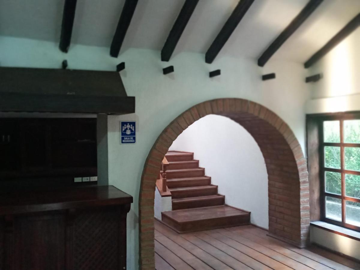 Quinta Los Eucaliptos Hotel Quito Buitenkant foto