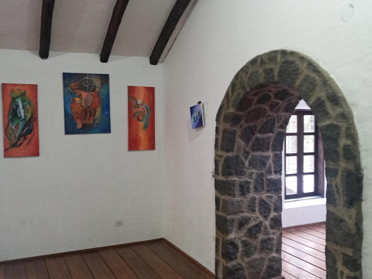 Quinta Los Eucaliptos Hotel Quito Buitenkant foto