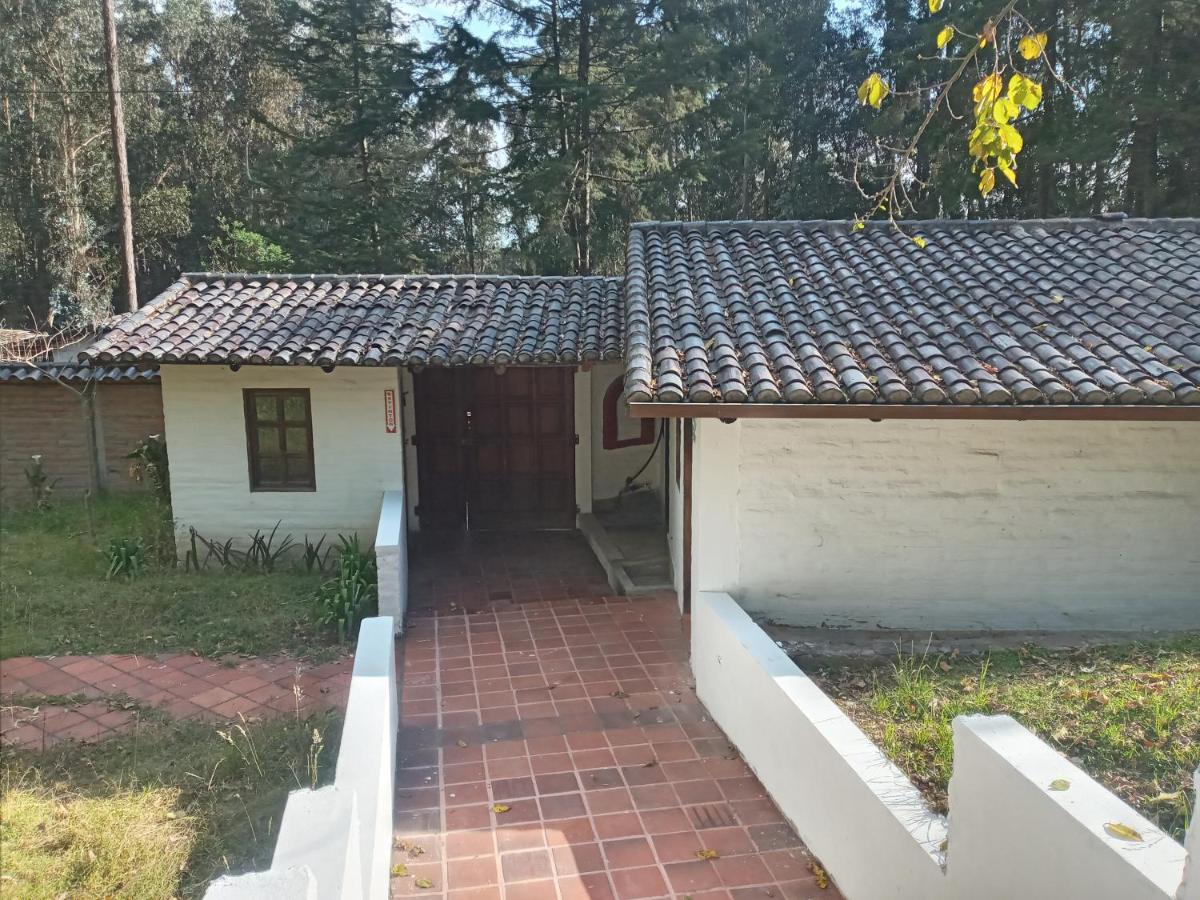 Quinta Los Eucaliptos Hotel Quito Buitenkant foto